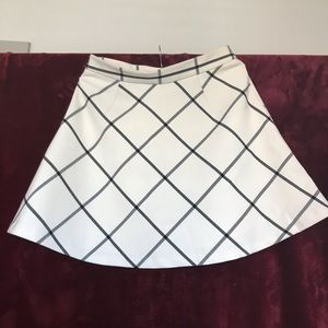 Great little skirt, beautifully tailored and lined